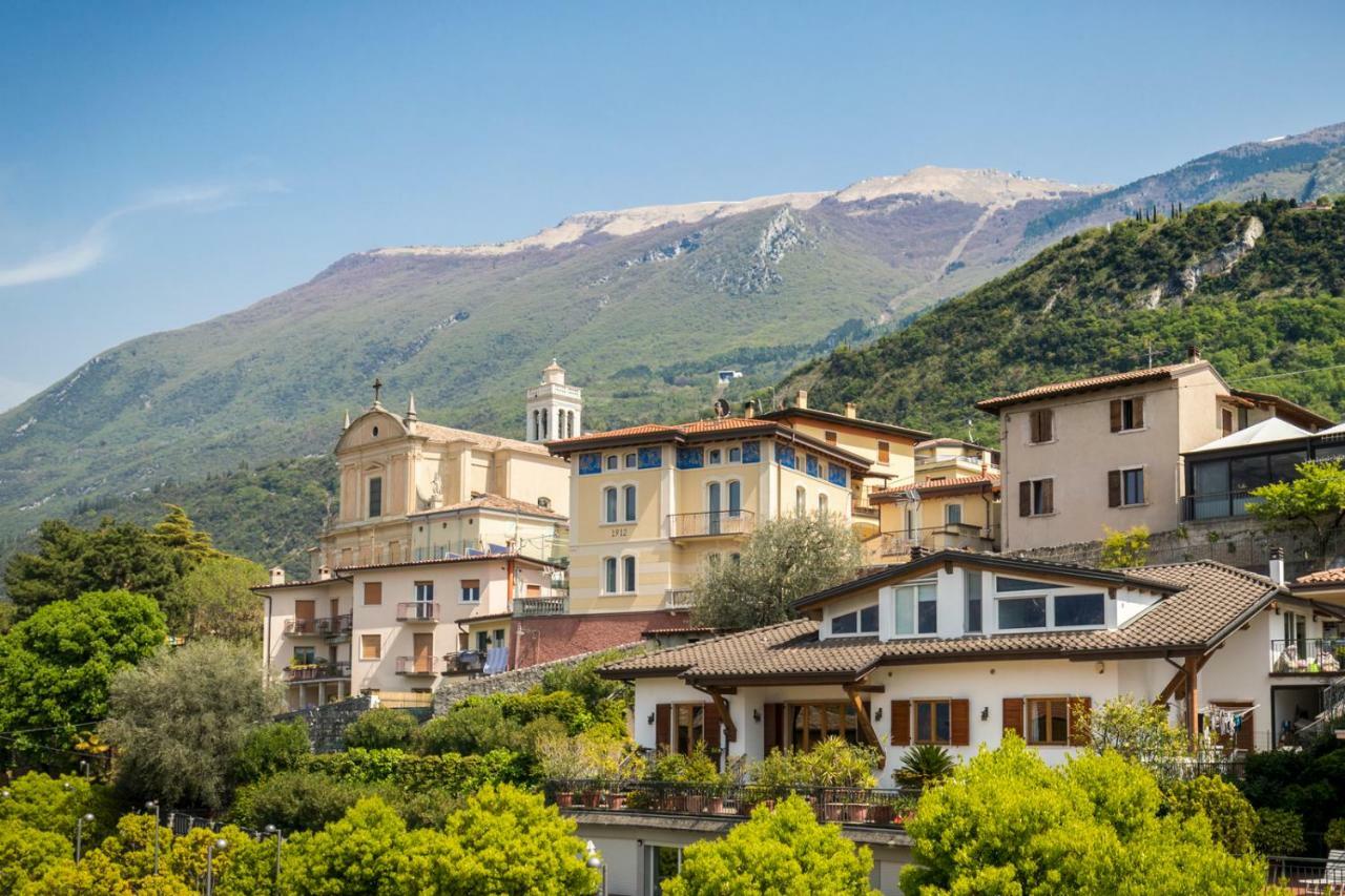 Hotel Vega Malcesine Exterior foto